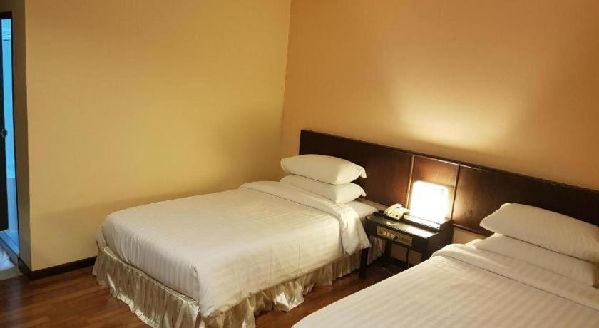 Dusit Hotel Sakon Nakhon Ngoại thất bức ảnh