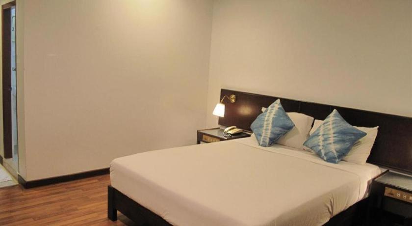 Dusit Hotel Sakon Nakhon Ngoại thất bức ảnh