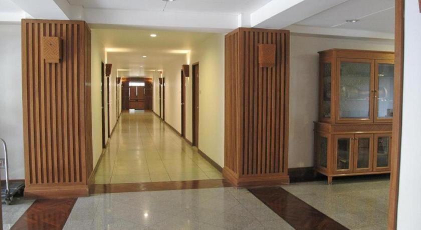 Dusit Hotel Sakon Nakhon Ngoại thất bức ảnh