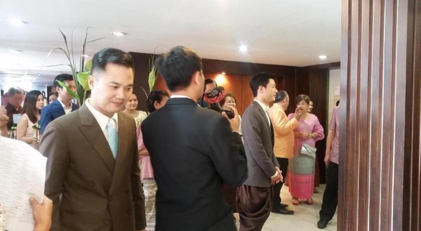 Dusit Hotel Sakon Nakhon Ngoại thất bức ảnh