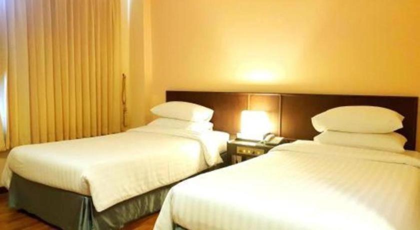 Dusit Hotel Sakon Nakhon Ngoại thất bức ảnh