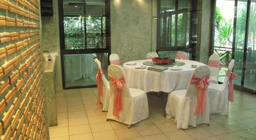 Dusit Hotel Sakon Nakhon Ngoại thất bức ảnh